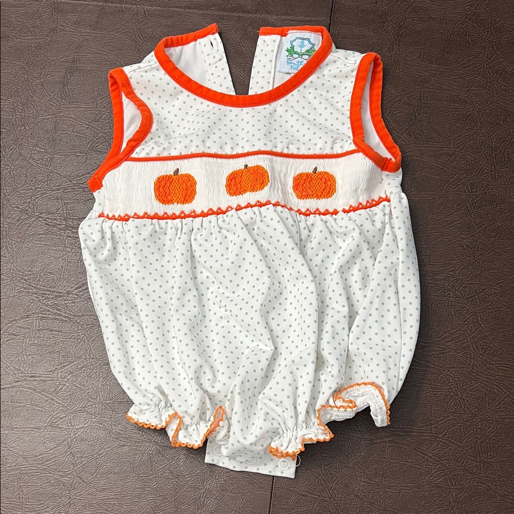 Pumpkin Patch Kids onesie - White and Orange